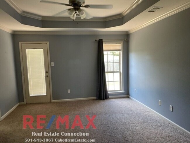 Building Photo - Sorry No Smoking and Pets Permitted with R...