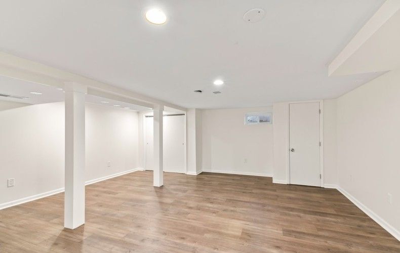 Building Photo - 30 Meisel Ave