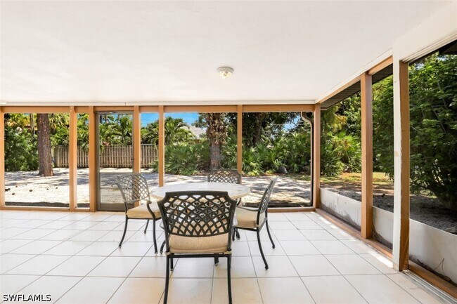 Building Photo - 181 7th St