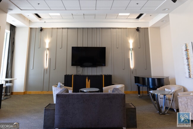 Building Photo - 285 Centennial Olympic Park Dr NW