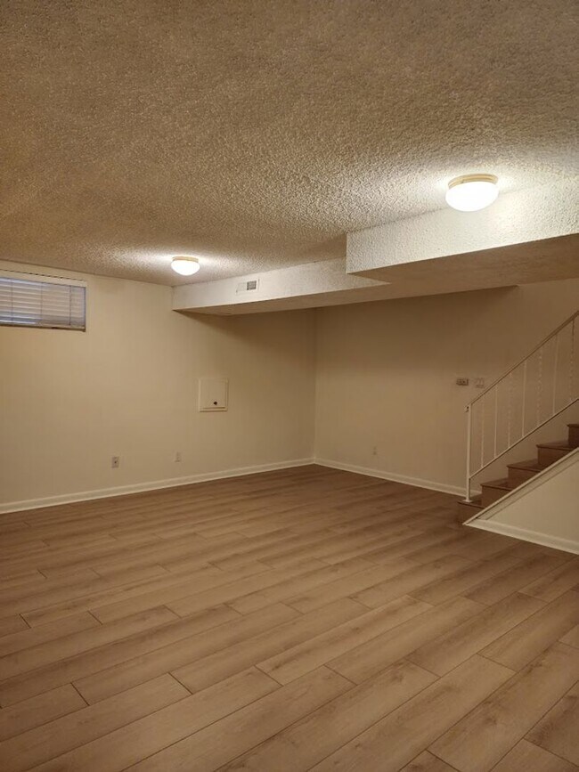 Building Photo - Long Realty & Property Management - Great ...