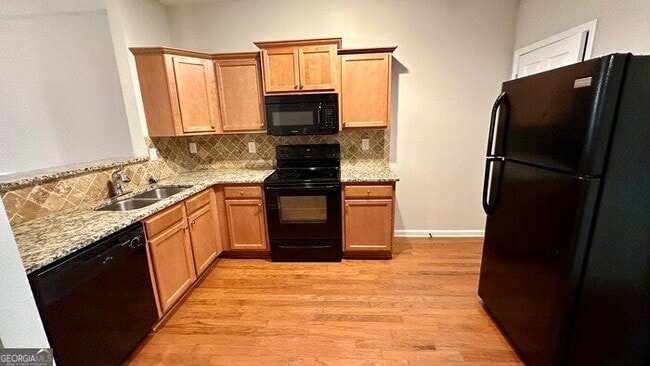 Building Photo - 879 Langston Trce