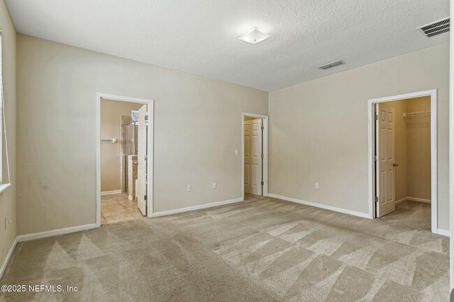 Building Photo - 2405 Caney Wood Ct S