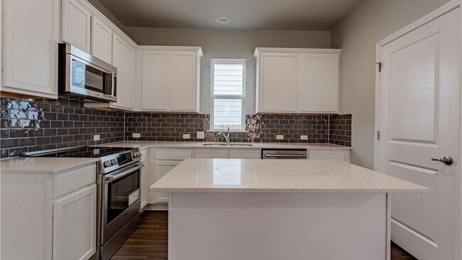Building Photo - 9603 Grapevine Leaf Dr