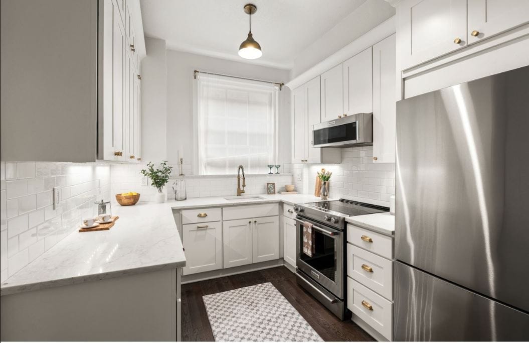 Building Photo - 410 NW 18th Ave