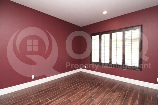 Building Photo - 26756 W Piute Ave