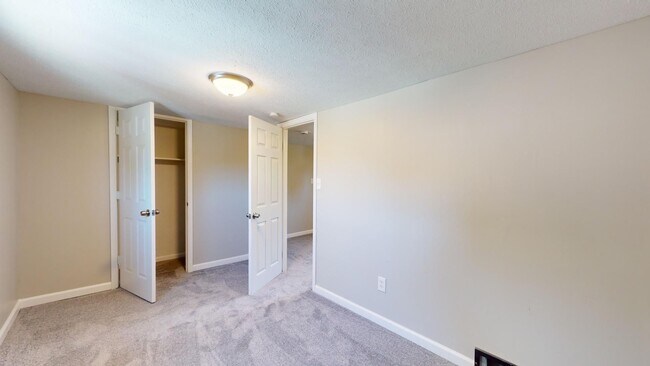 Building Photo - 3411 W 49th St