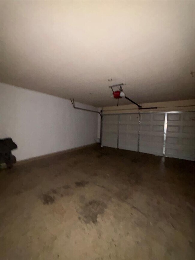 Building Photo - 5600 War Admiral Dr