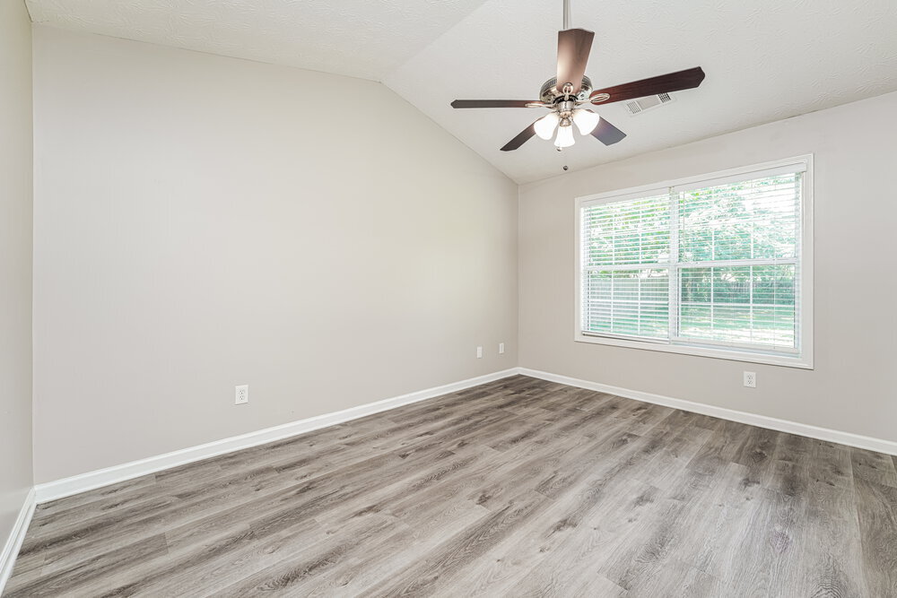 Building Photo - 45 Weldon Pl