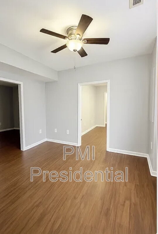 Building Photo - 2929 Garland Ave