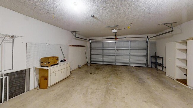 Building Photo - 8625 SW 94th St