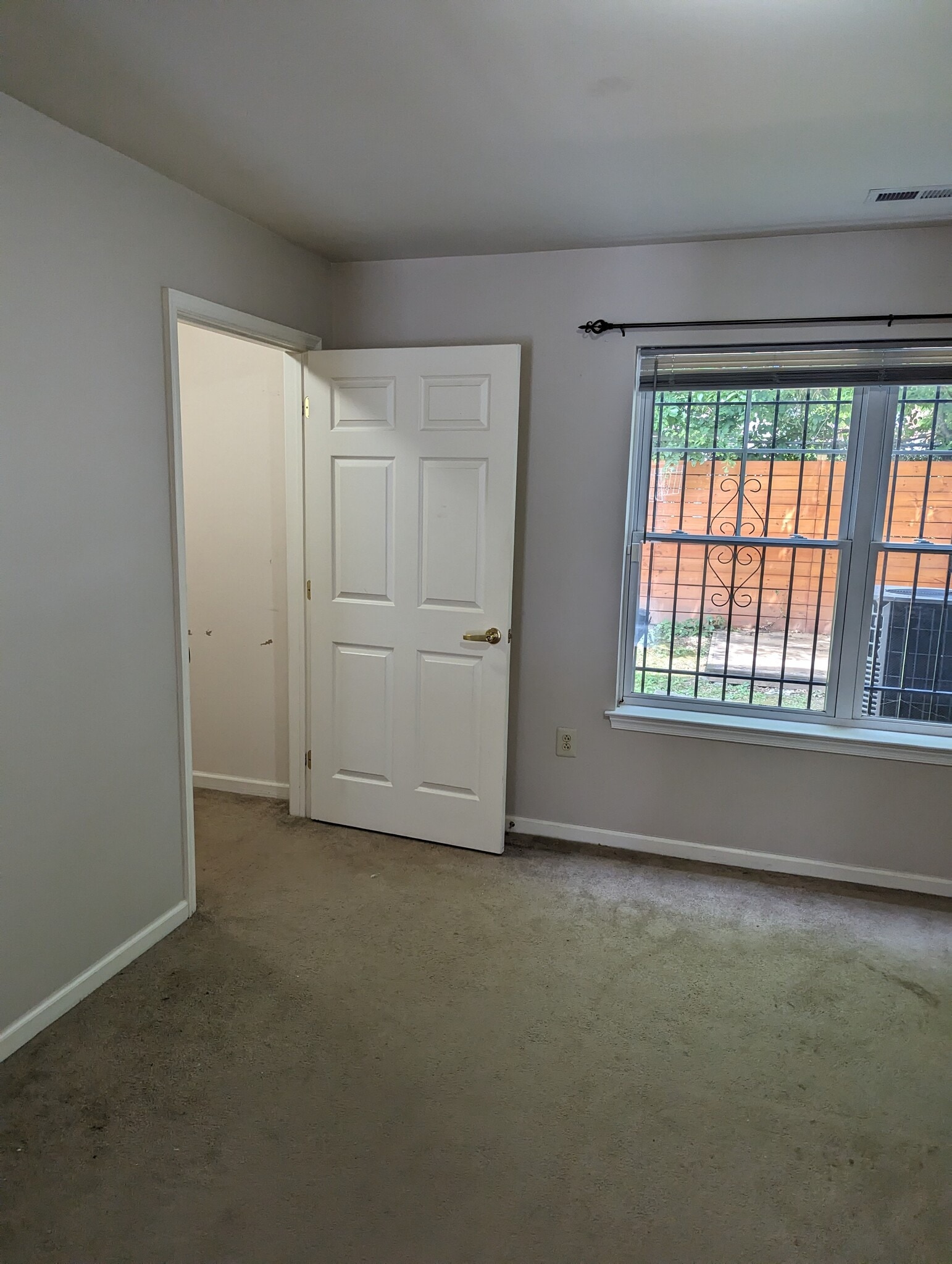 Downstairs bedroom - 631 N 44th St