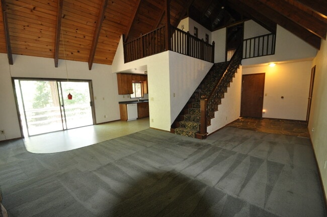 Building Photo - 23660 Ontario Dr