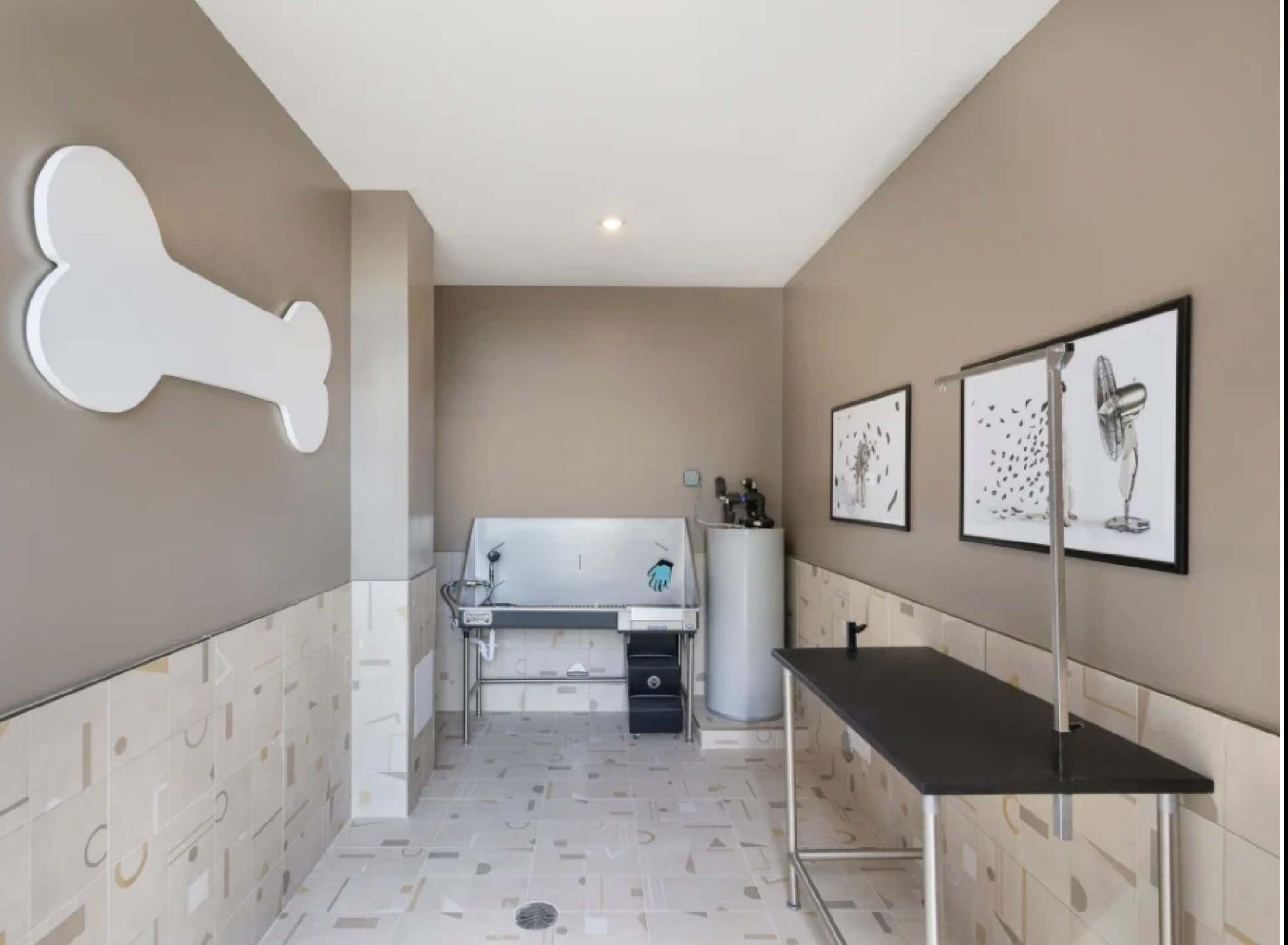 Pet Spa - 12100 SW 218th St
