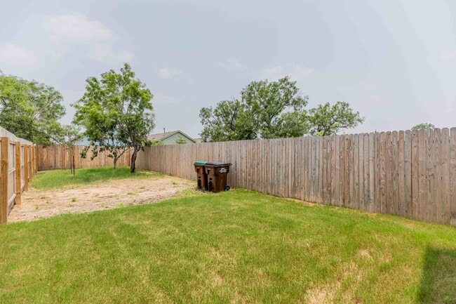 Building Photo - 4271 Thalweg Way
