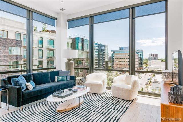 Building Photo - 210 St Paul St