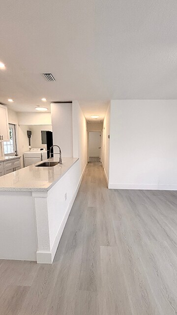 Building Photo - 721 N 68th Ter