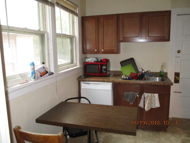 Kitchen - 137 W Gilman St