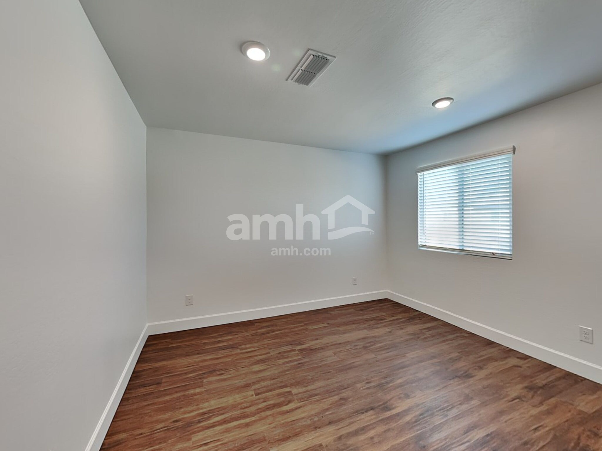 Building Photo - 17148 W Townley Ave