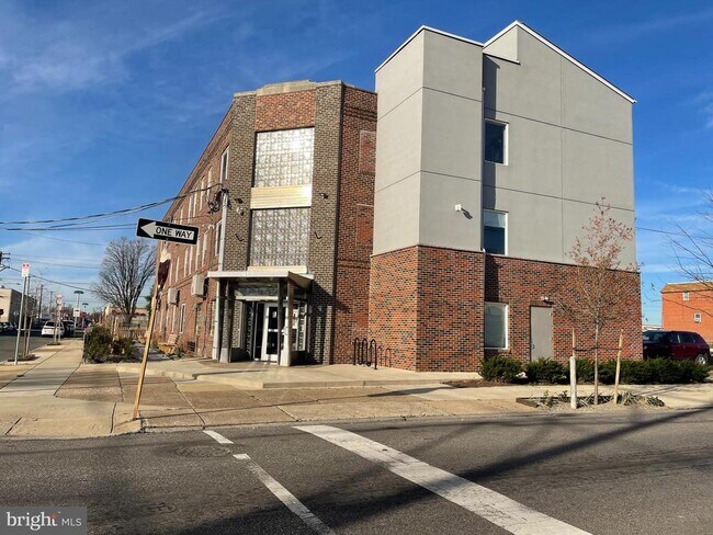 Building Photo - 3400 Belgrade St