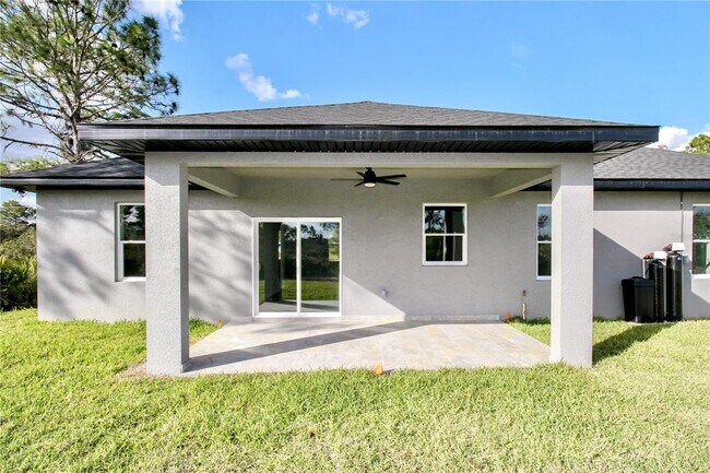 Building Photo - 7335 Domenico St