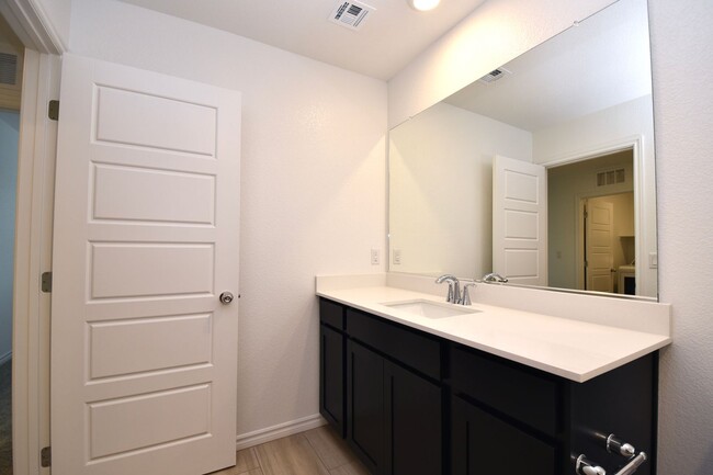 Building Photo - Brand New Build 3-Bedroom Townhome in Nort...