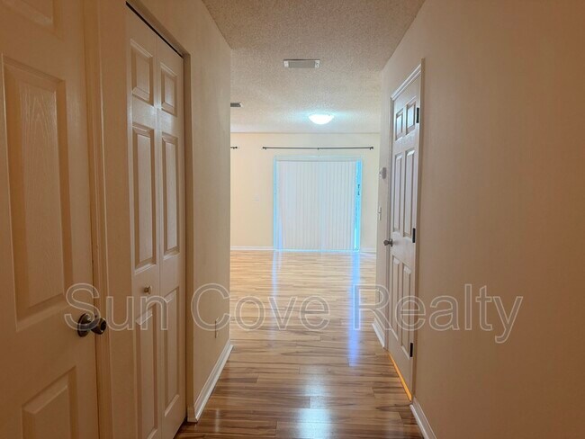 Building Photo - 4215 Winding River Way