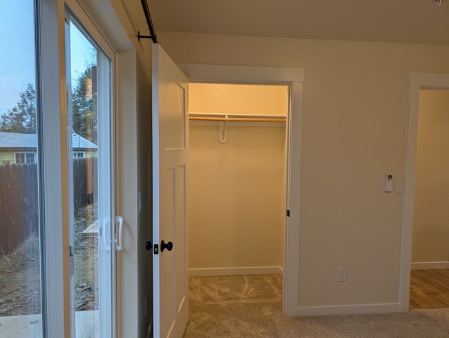 Building Photo - Brand New Single Level Home