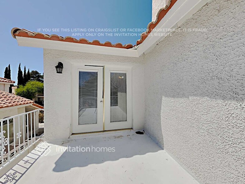 Building Photo - 8336 Hollow Wharf Dr