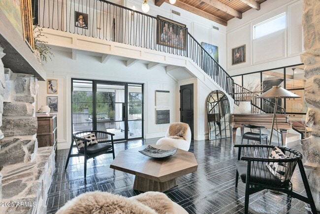 Building Photo - 4814 E Marston Dr