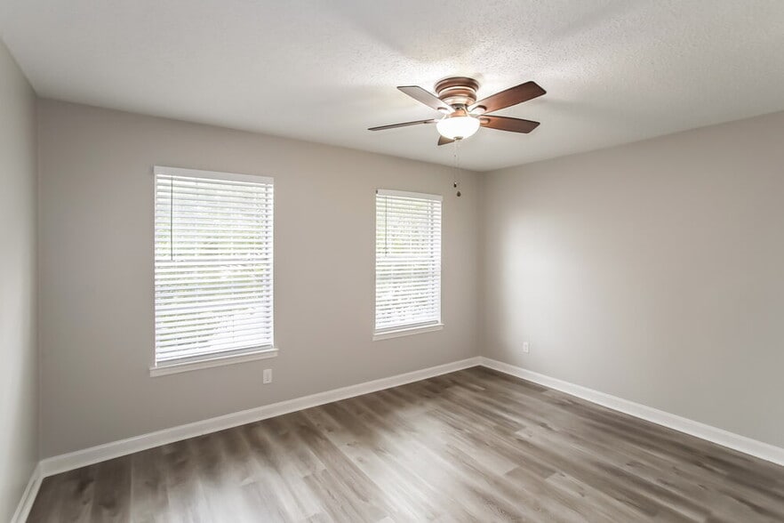 Building Photo - 5100 Hot Springs Trail