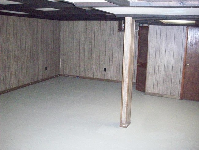 Building Photo - 5520 Floy Ave