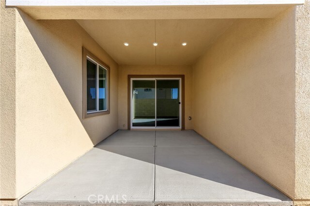 Building Photo - 117 Great Park Blvd