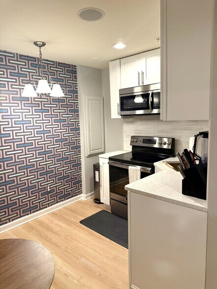 Building Photo - 1506 Mississippi Ave SE