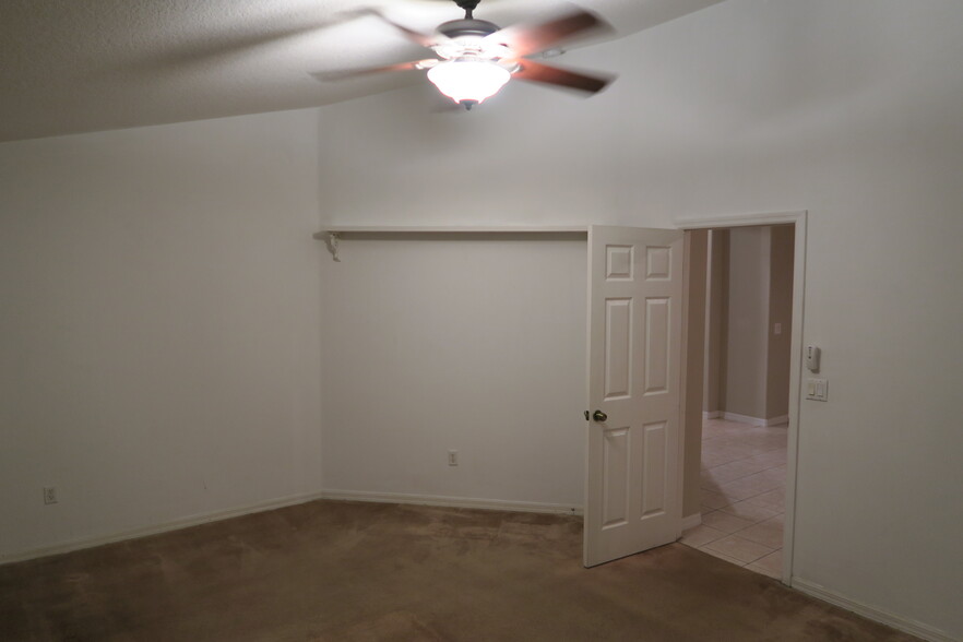 Building Photo - 4325 Pebblestone Court