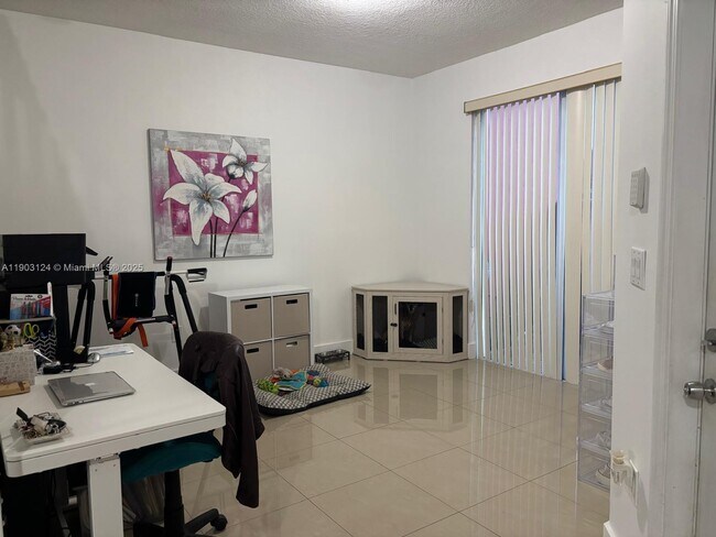 Building Photo - 11411 NW 60th St