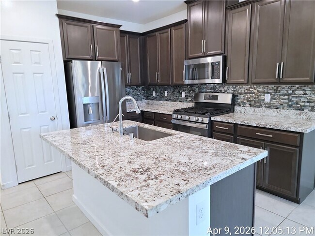 Building Photo - 965 Nevada State Dr