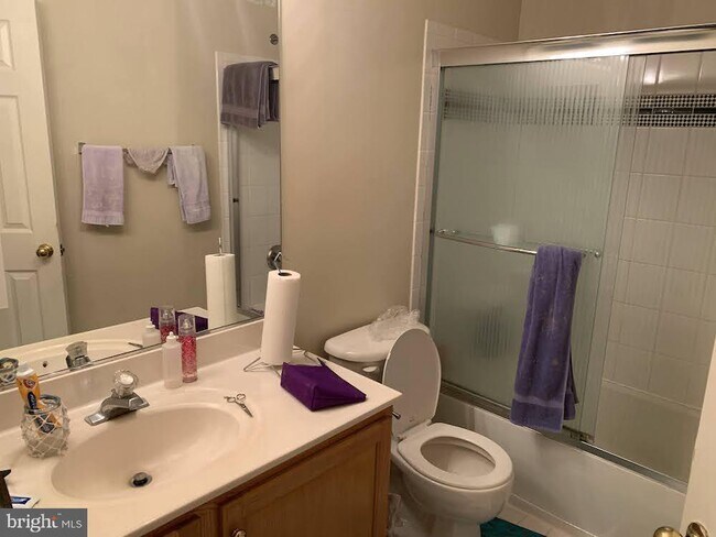 Building Photo - 43442 Katling Square