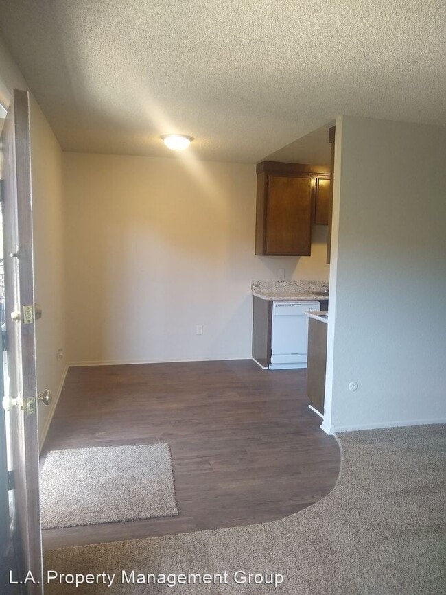 Building Photo - 23901 Los Rosas St