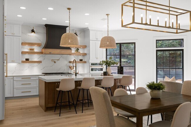 Building Photo - 1103 Centennial Dr