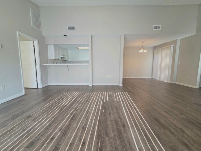Building Photo - Beautiful 2 Bedroom 2 Bathroom Unit in Wil...