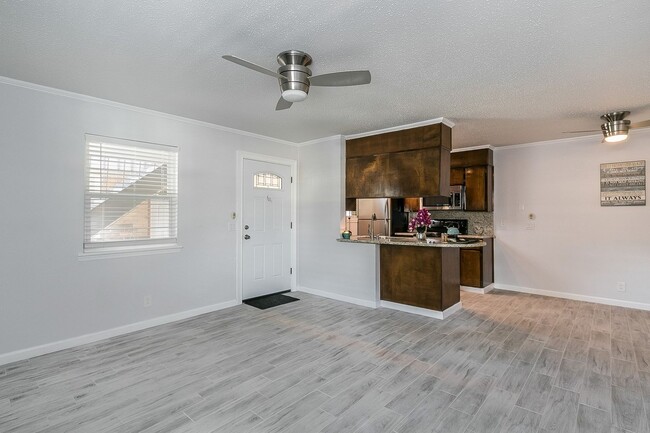 Interior Photo - Greenbriar Terrace