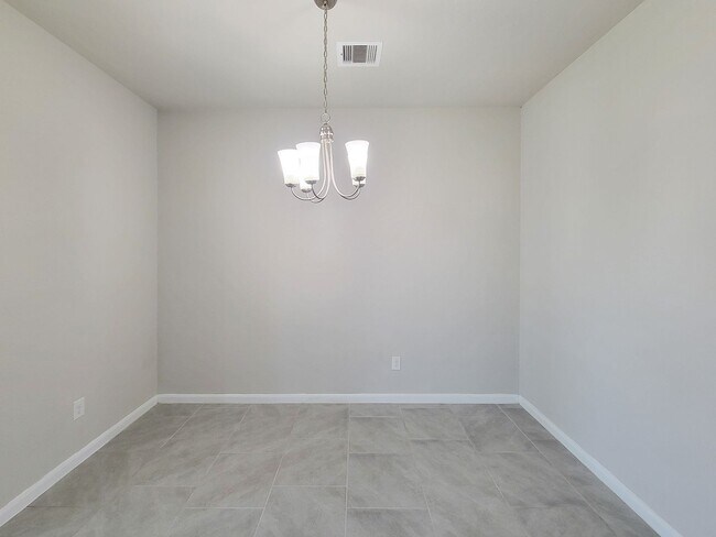 Building Photo - 29614 Breakwater Dr
