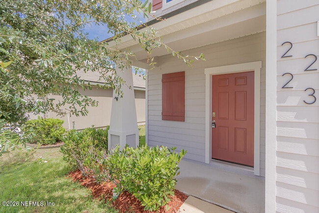 Building Photo - 2223 Willow Springs Dr