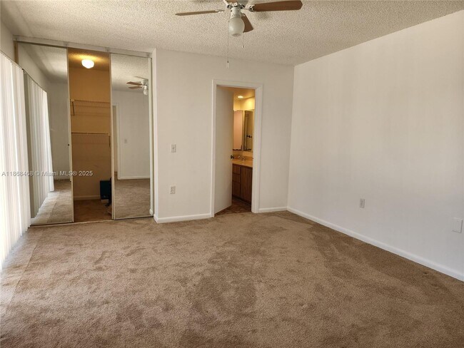 Building Photo - 2706 27th Way