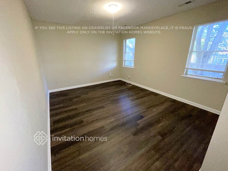 Building Photo - 7341 Morris Pond Dr