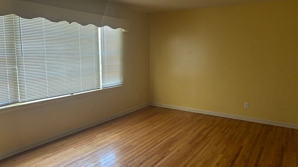 Building Photo - 1578 Druid Hill Dr