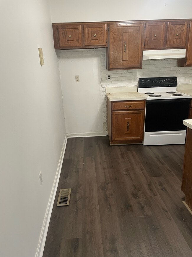 Building Photo - 13019 Trumbull Dr
