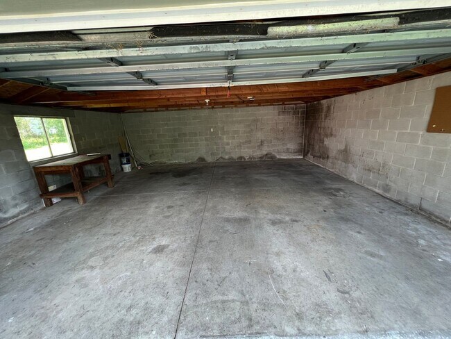 Building Photo - 12208 Ridge Crest Dr