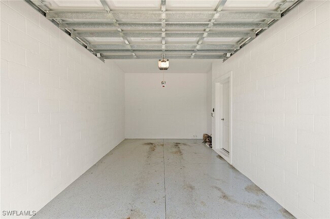 Building Photo - 2281 Priory Ln